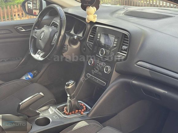 FLD AUTO 2017 MODEL 170.000KM SEDAN TOUCH PAKET 1 PARÇA BOYALI