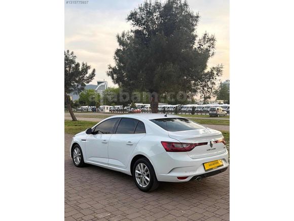 2016 182000KM DİZEL OTOMATİK VİTES MEGANE4 TOUCH