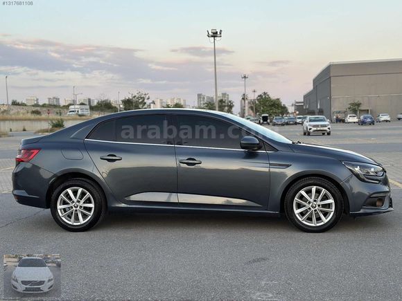 Otomatik vites 2018 Megane 1.5 Dci TOUCH Yanda 2 parça boyalı...