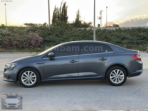 Otomatik vites 2018 Megane 1.5 Dci TOUCH Yanda 2 parça boyalı...