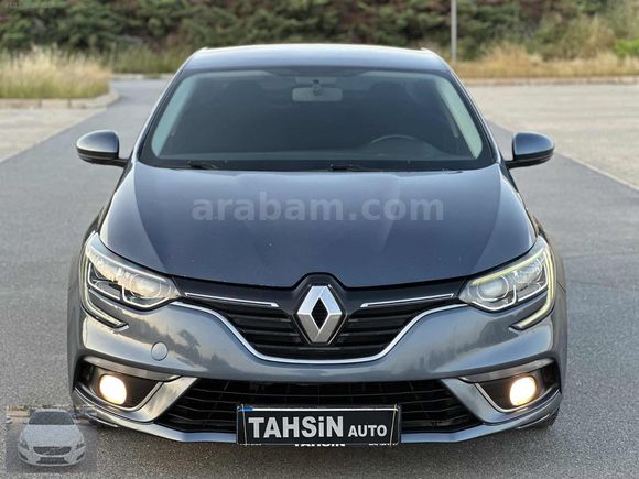Otomatik vites 2018 Megane 1.5 Dci TOUCH Yanda 2 parça boyalı...