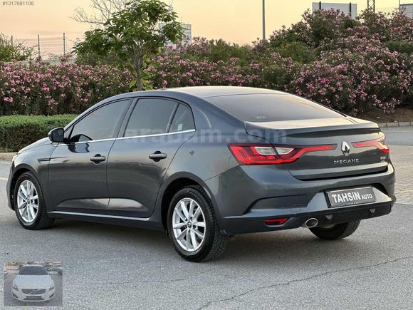 Otomatik vites 2018 Megane 1.5 Dci TOUCH Yanda 2 parça boyalı...