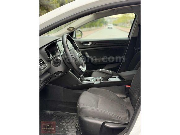 2018 MEGANE 1.5dCI TOUCH 117.000km OTOMATİK 2 PARÇA BOYA