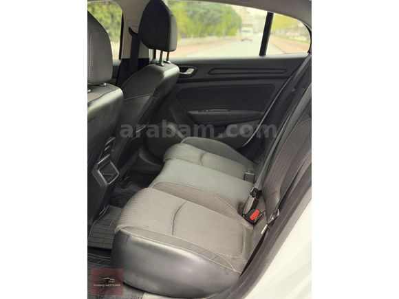 2018 MEGANE 1.5dCI TOUCH 117.000km OTOMATİK 2 PARÇA BOYA
