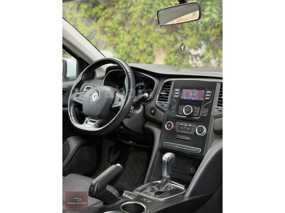 2018 MEGANE 1.5dCI TOUCH 117.000km OTOMATİK 2 PARÇA BOYA