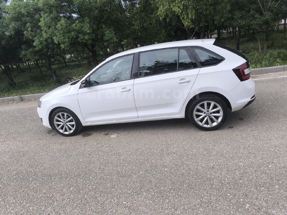 Sahibinden Skoda Rapid 1.4 TDI GreenTec Spaceback Style 2017 Model