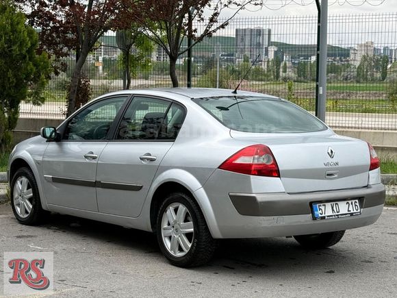 2006 BAKIMLI İLK ELDEN MEĞAN KREDİ KARTI 12 TAKSİT İMKANI.