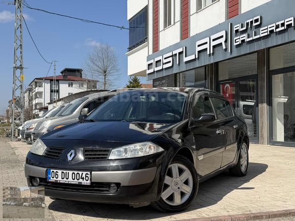 DEĞİŞENSİZ KAZASIZ RENAULT MEGANE 1.5 dci DYNAMqUE MANUEL VITES
