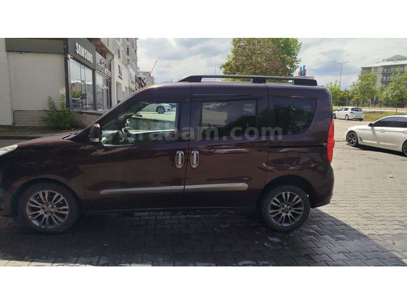 Sahibinden Fiat Doblo Combi 1.6 Multijet Premio 2011 Model 