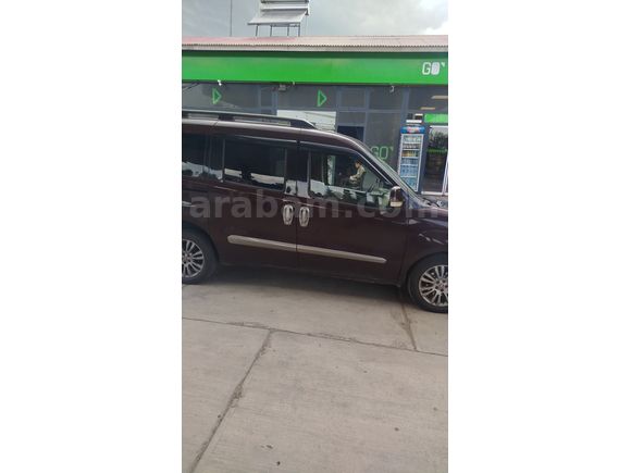 Sahibinden Fiat Doblo Combi 1.6 Multijet Premio 2011 Model 