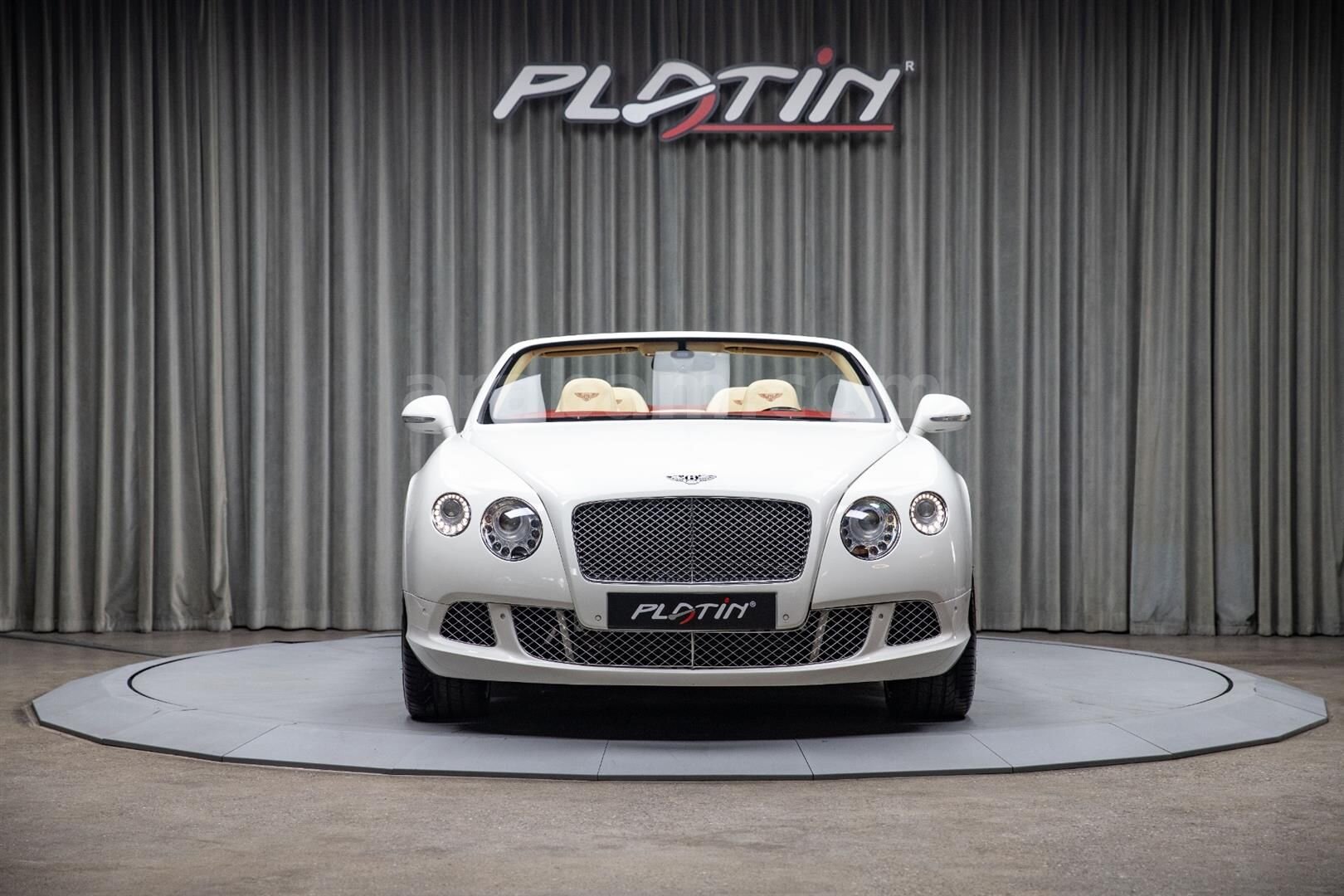 Galeriden Bentley Continental GTC 2012 Model İstanbul 125.588 km Beyaz 2