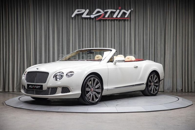 Galeriden Bentley Continental GTC 2012 Model İstanbul 125.588 km Beyaz