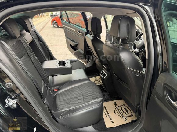İLK ELDEN HATASIZ BOYASIZ FULL PAKET MEGANE-4