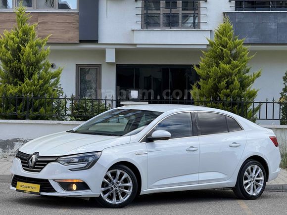 2017 İCON TRAMERSİZ KUSURSUZ FIRSAT ARACII MEGANE