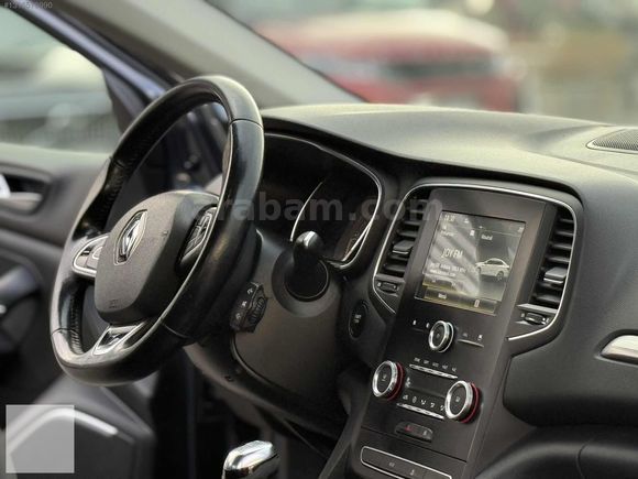 2017 RENAULT MEGANE 1.5 DCİ İCON HATASIZ BAKIMLI ÇEKİ DEMİRLİ