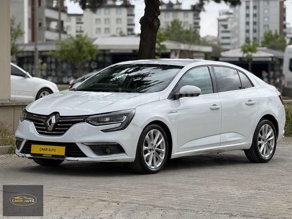ÇAKIR AUTO'DAN DEGİŞENSİZ BAKIMLI MEGANE