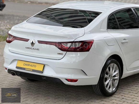 ÇAKIR AUTO'DAN DEGİŞENSİZ BAKIMLI MEGANE