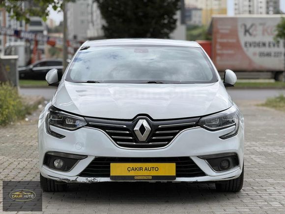 ÇAKIR AUTO'DAN DEGİŞENSİZ BAKIMLI MEGANE