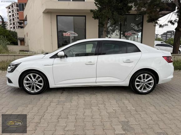 ÇAKIR AUTO'DAN DEGİŞENSİZ BAKIMLI MEGANE