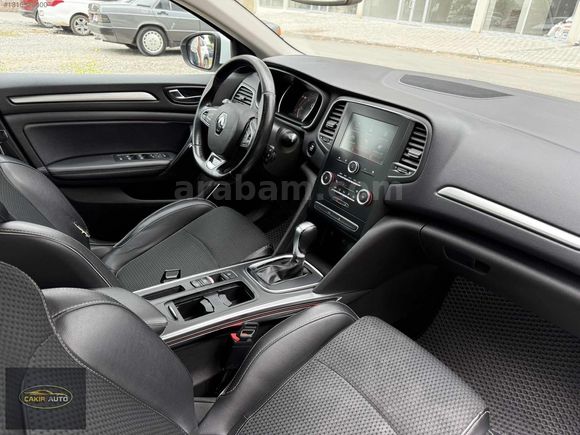 ÇAKIR AUTO'DAN DEGİŞENSİZ BAKIMLI MEGANE
