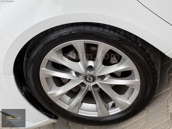 ÇAKIR AUTO'DAN DEGİŞENSİZ BAKIMLI MEGANE