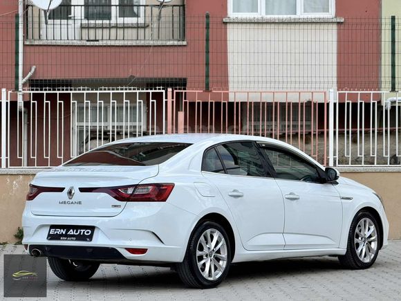ERN AUTO'DAN 2017 ÇKŞ'Lı MEGANE 1.5 DCI ICON 159 BIN KM BOYASIZ