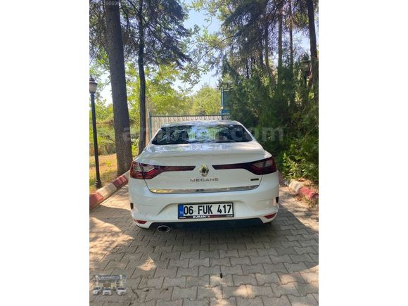 IŞIL OTOMOTİV DEN MEGANE 4 188 binde