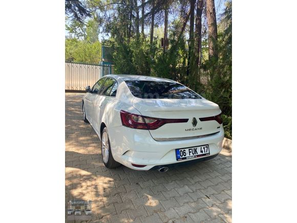 IŞIL OTOMOTİV DEN MEGANE 4 188 binde