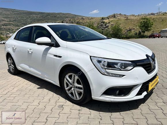İLK SAHİP MEGANE SEDAN 1.5 DCİ JOY TESLA EKRANLI