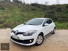 DEĞİŞENSİZ KAYITSIZ MAKYAJLI DİZEL OTOMATİK MEGANE