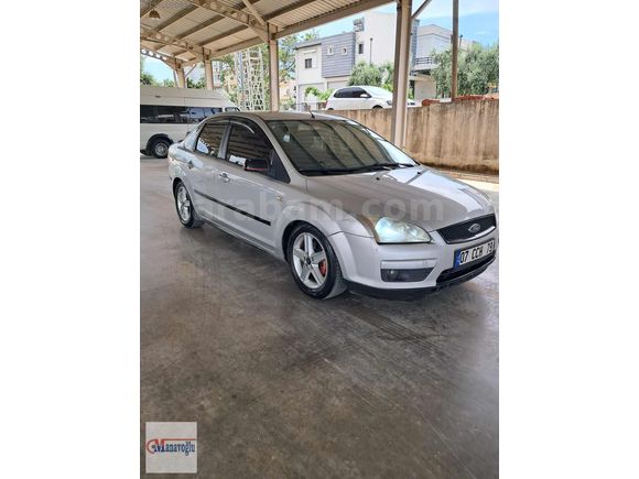 2008 MODEL FORD FOCUS 1.6 110HP DEĞİŞENSİZ 2.5 PARÇA BOYA