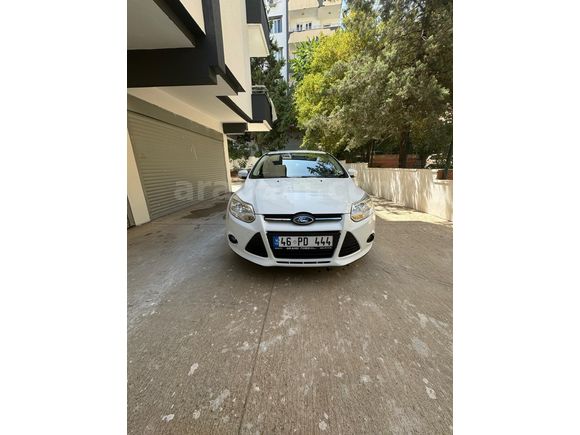 İlk sahibinden hatasız boyasız focus
