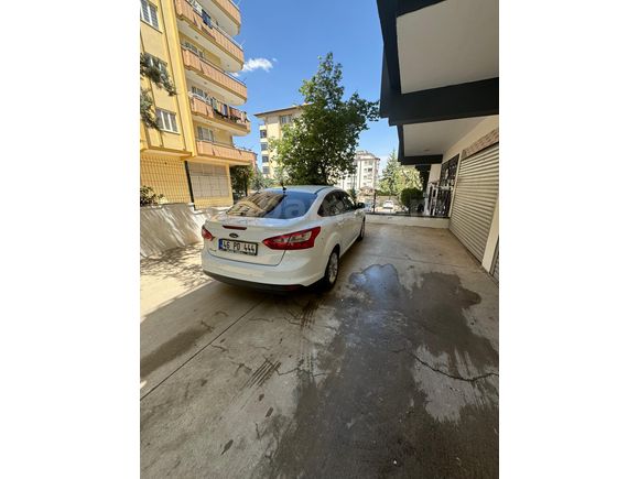 İlk sahibinden hatasız boyasız focus