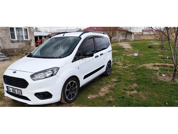 Sahibinden Ford Tourneo Courier 1.5 TDCi Titanium Plus 2022 Model