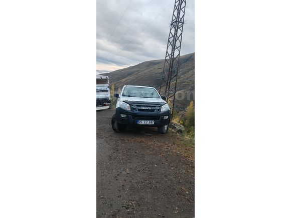 Sahibinden Isuzu D-Max 2.5 4x4 2017 Model
