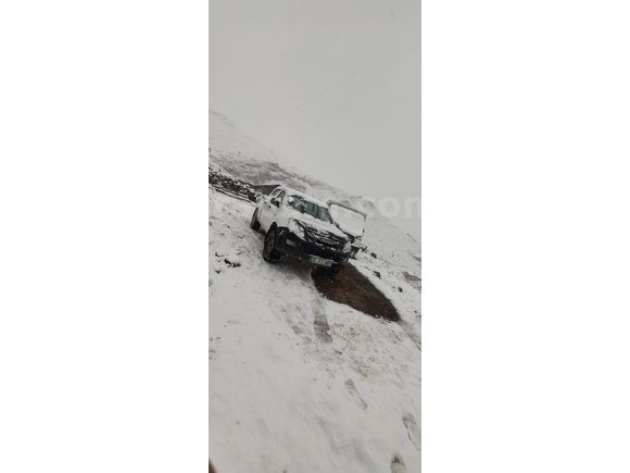 Sahibinden Isuzu D-Max 2.5 4x4 2017 Model