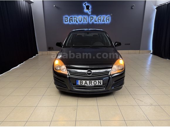 Baron'dan 2012 opel astra 1.6 essentia otomatik boyasız 58.000km