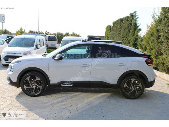 KUTLU KARDEŞLER'DEN 2024 CİTROEN C4 1.2 SHİNE BOLD