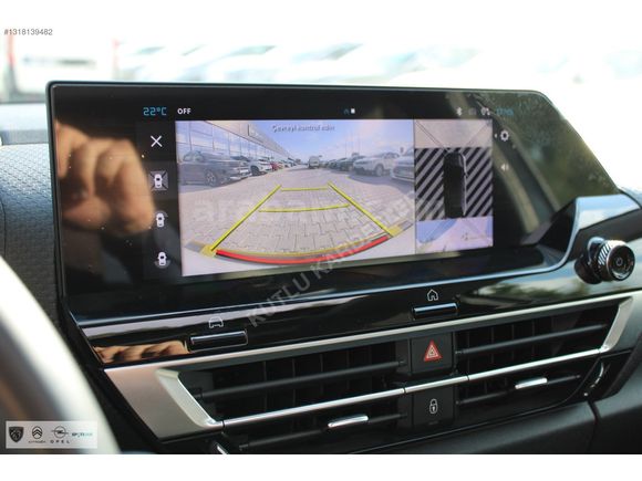 KUTLU KARDEŞLER'DEN 2024 CİTROEN C4 1.2 SHİNE BOLD