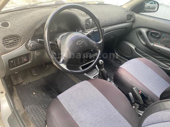 Sahibinden Hyundai Accent 1.5 GLS 1999 Model 