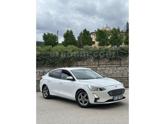 2019 FOCUS PARÇA BOYALI 216 KM  SERVİS BAKIMLI TAKASA AÇIK 