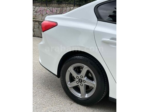 2019 FOCUS PARÇA BOYALI 216 KM  SERVİS BAKIMLI TAKASA AÇIK 