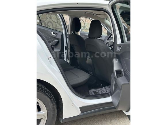 2019 FOCUS PARÇA BOYALI 216 KM  SERVİS BAKIMLI TAKASA AÇIK 