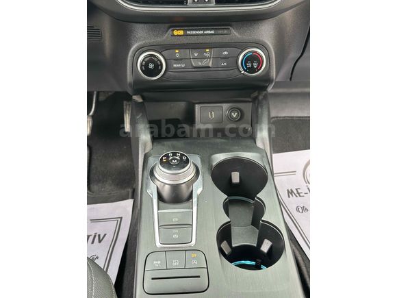 2019 FOCUS PARÇA BOYALI 216 KM  SERVİS BAKIMLI TAKASA AÇIK 