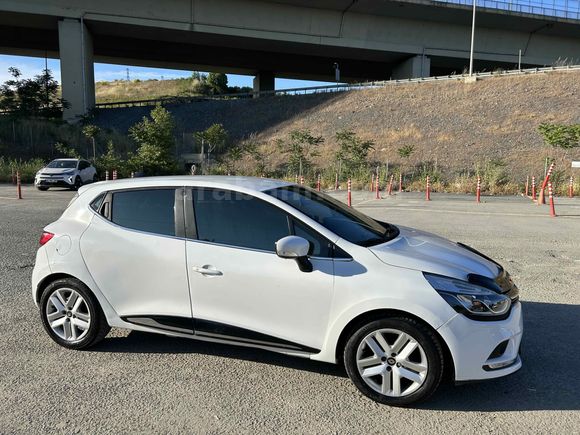 Sahibinden Renault Clio 1.5 dCi Touch 2016 Model  208.000 km Beyaz