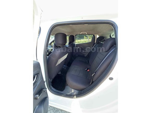 Sahibinden Renault Clio 1.5 dCi Touch 2016 Model  208.000 km Beyaz