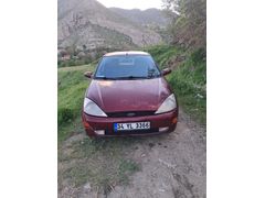 Sahibinden Ford Focus 1.6 Ghia 2001 Model