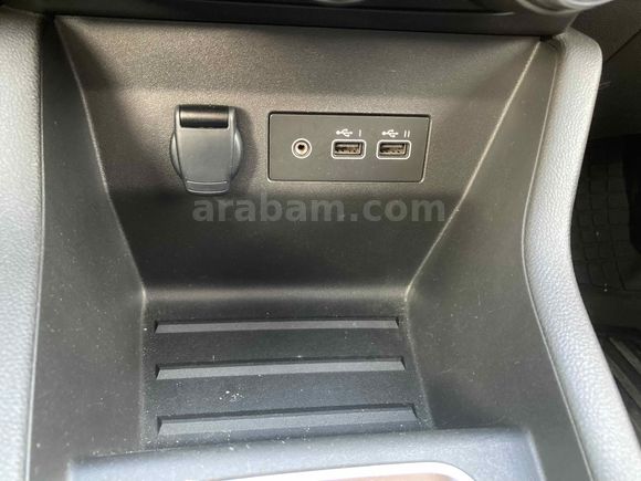 2023 MODEL CLİO 5,5
