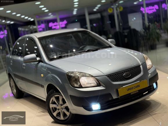 Kia Rio 1.5 CRDI 110 Hp Temiz Aile Aracı