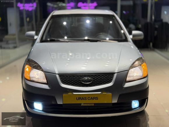 Kia Rio 1.5 CRDI 110 Hp Temiz Aile Aracı